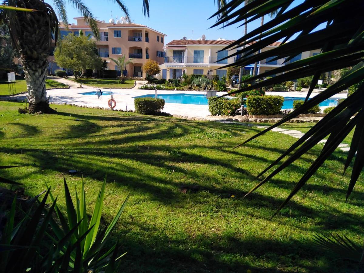 Paradise Gardens II Anastasia Apartment Paphos Exterior foto